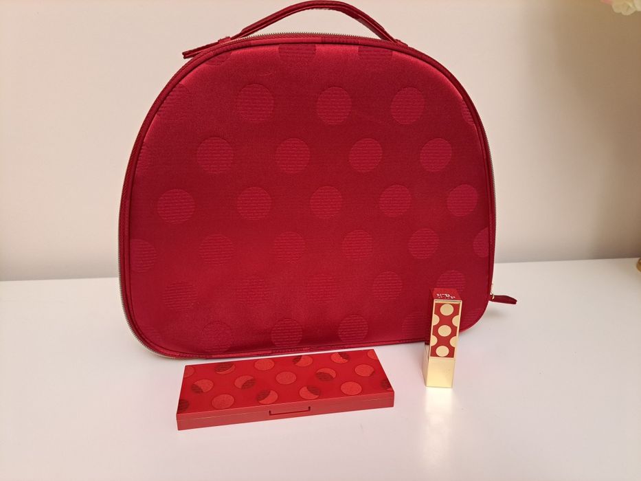 Estee Lauder Make up set cu geanta cosmetice