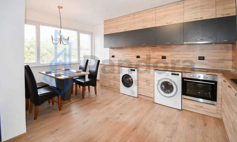 Дава се под наем Тристаен апартамент в София, Младост 1 - 82 кв.м за 550 € - Снимка #1