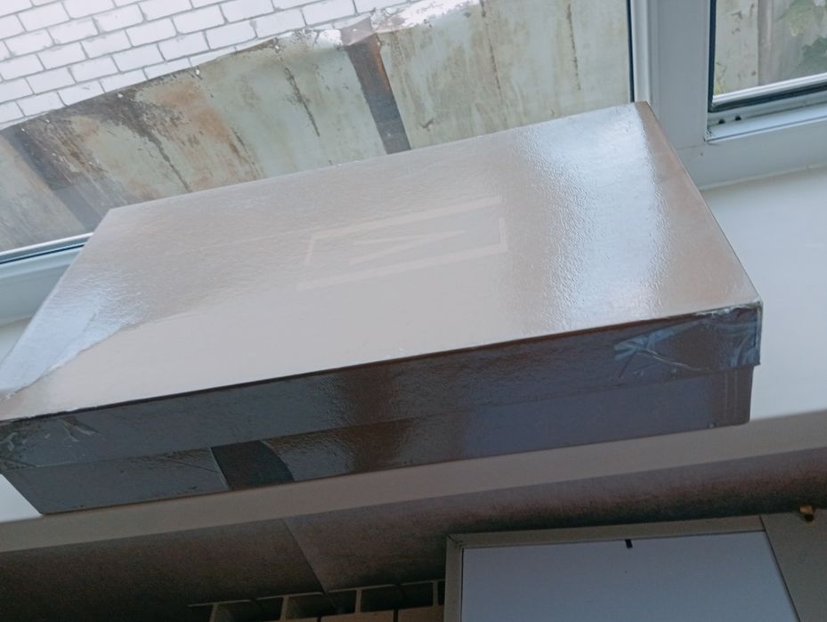 Продам сапоги новые