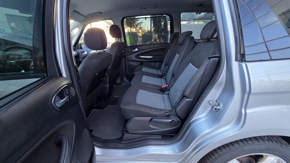 Ford Galaxy 2014