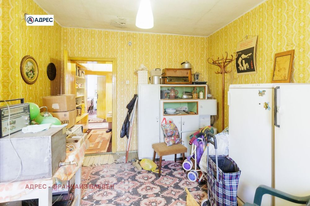 Етаж от къща в Плевен-9-ти квартал площ 97 цена 109500