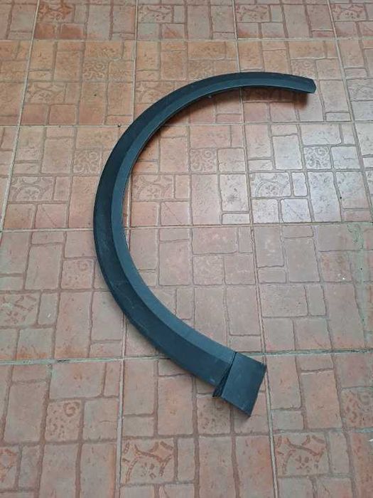Overfender bandou dreapta fata Ford Puma