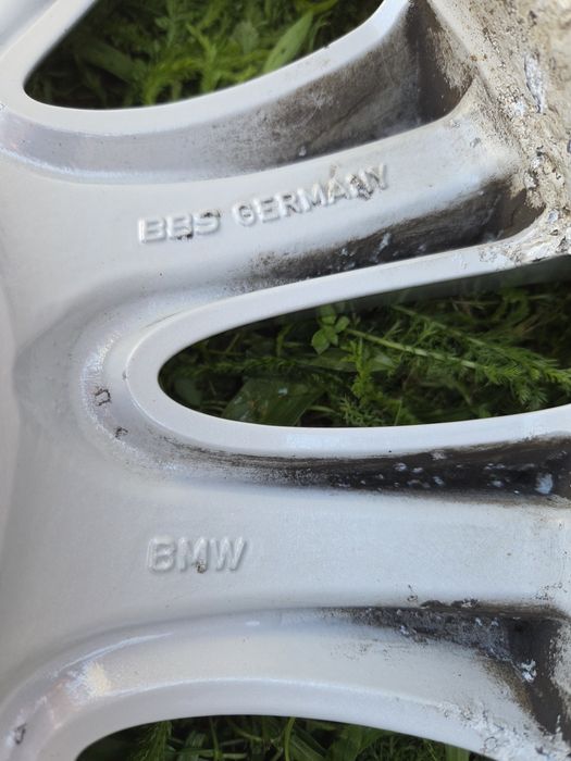 Vând sau schimb jante originale BMW