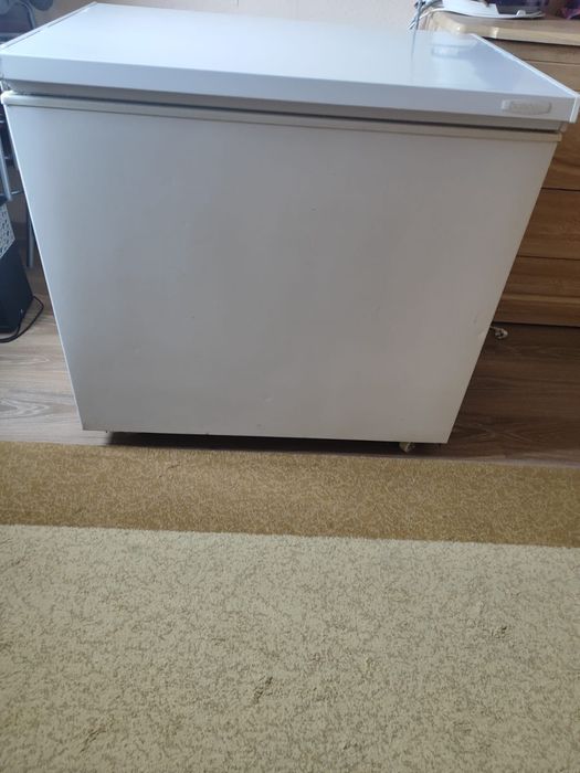 Продам морозилку