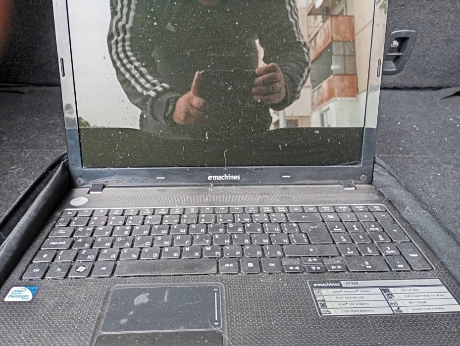 ACER eMachines E732 с Windows 7