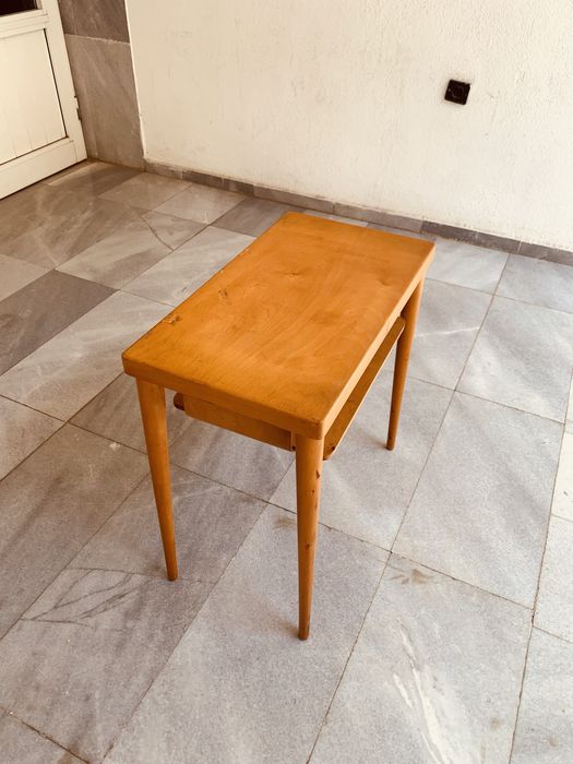 Шведска винтидж масичка – Scandinavian Modern (50-те години)