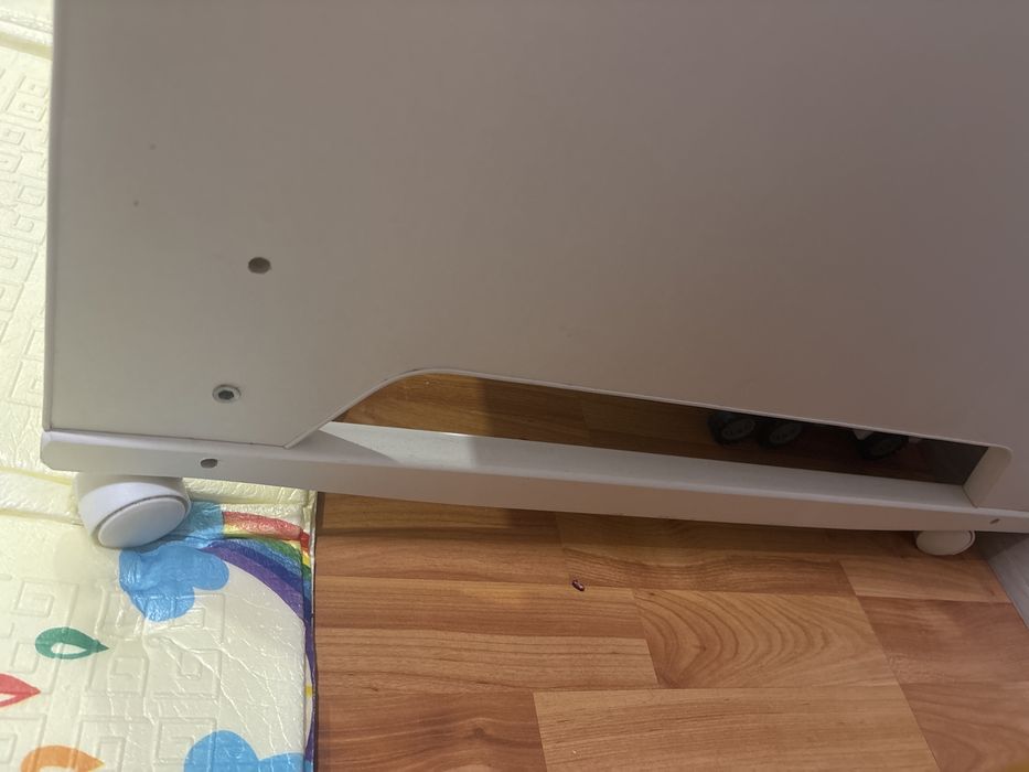 Продам детскую кроватку