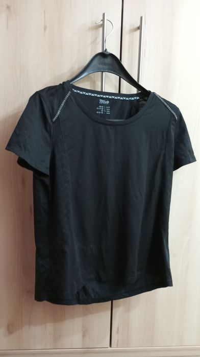 Tricou Sport pentru femei.