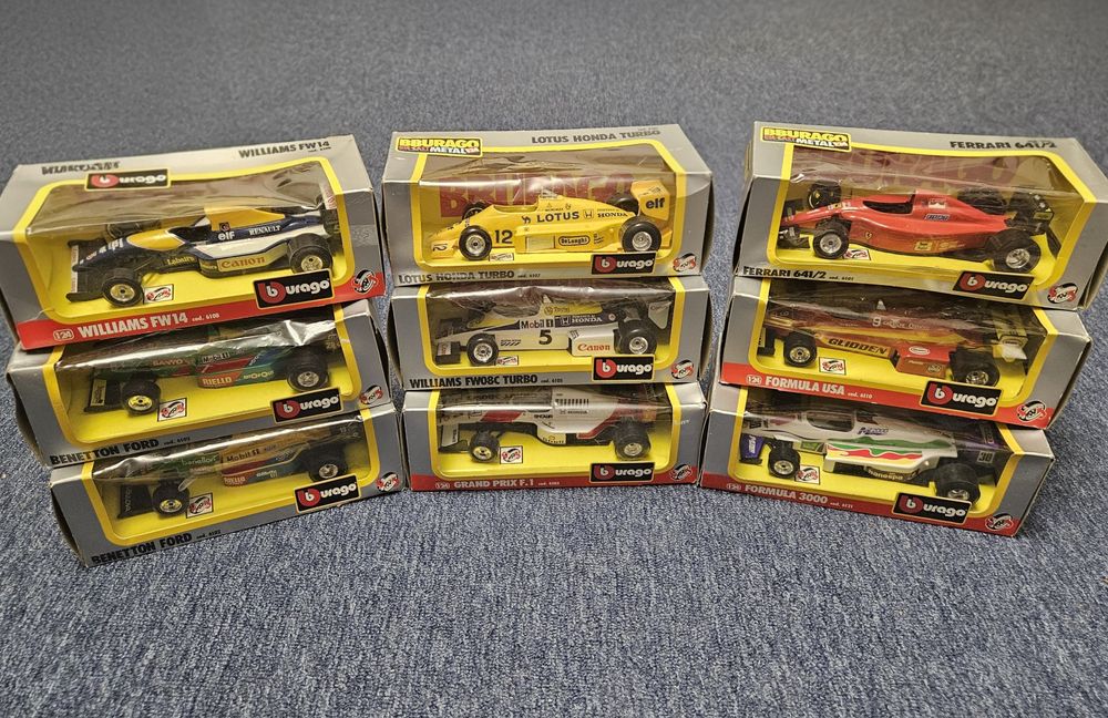 Machete Metal Bburago colectie scala 1:24 Formula 1 F1 Made in Italy