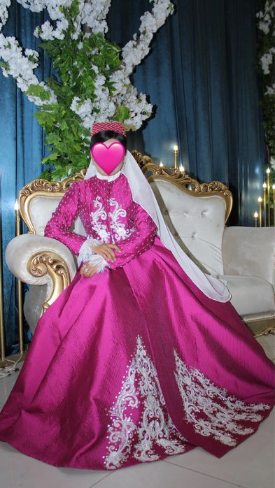 Ansambllar srochni sotiladi