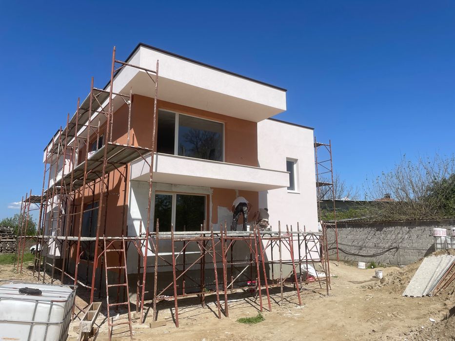 Строителство, изолация, алпинисти, ремонти, къртене и извозване .