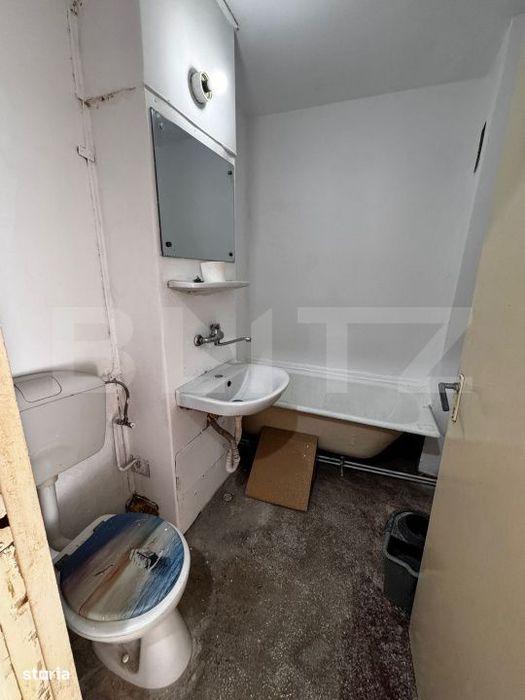 Garsoniera de vanzare, zona Micro 3, ideala pentru investitie