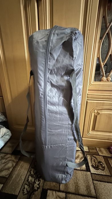 Продам манеж в отличном состояние