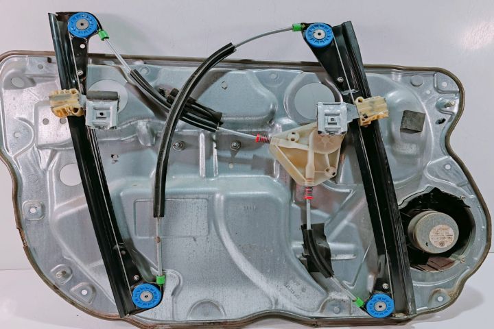 Macara dreapta fata fara boxa 6Q4837756 Volkswagen VW Polo a 4-a gene