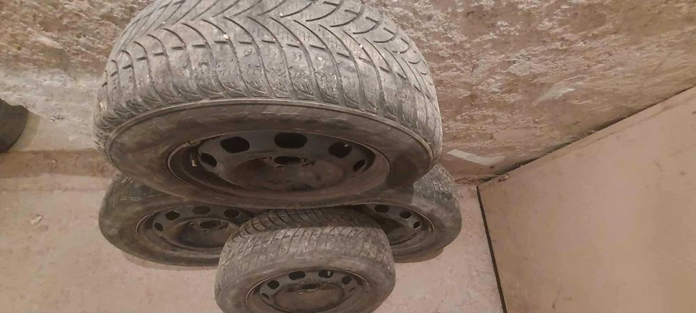 Гуми с джанти 5x100 15"