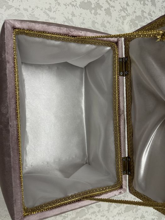 шкатулка для украшении