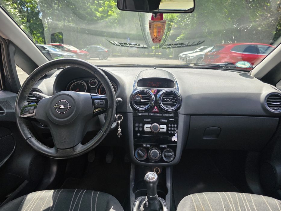 OPEL Corsa 2011
