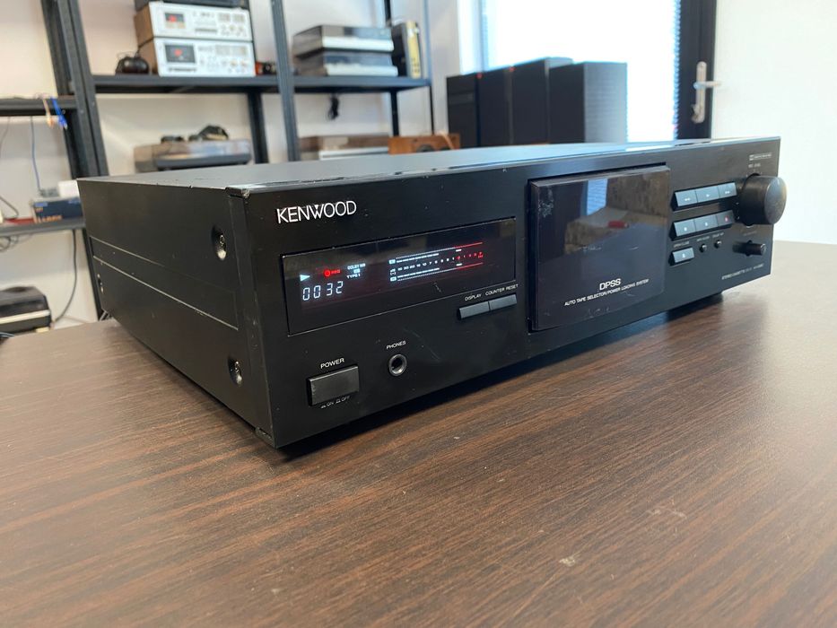 Тримоторен касетен дек Kenwood