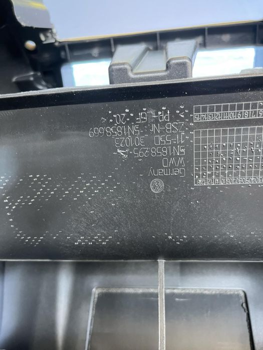 Арматурно табло Фолксваген Volkswagen Tiguan 1 Оригинално с бег