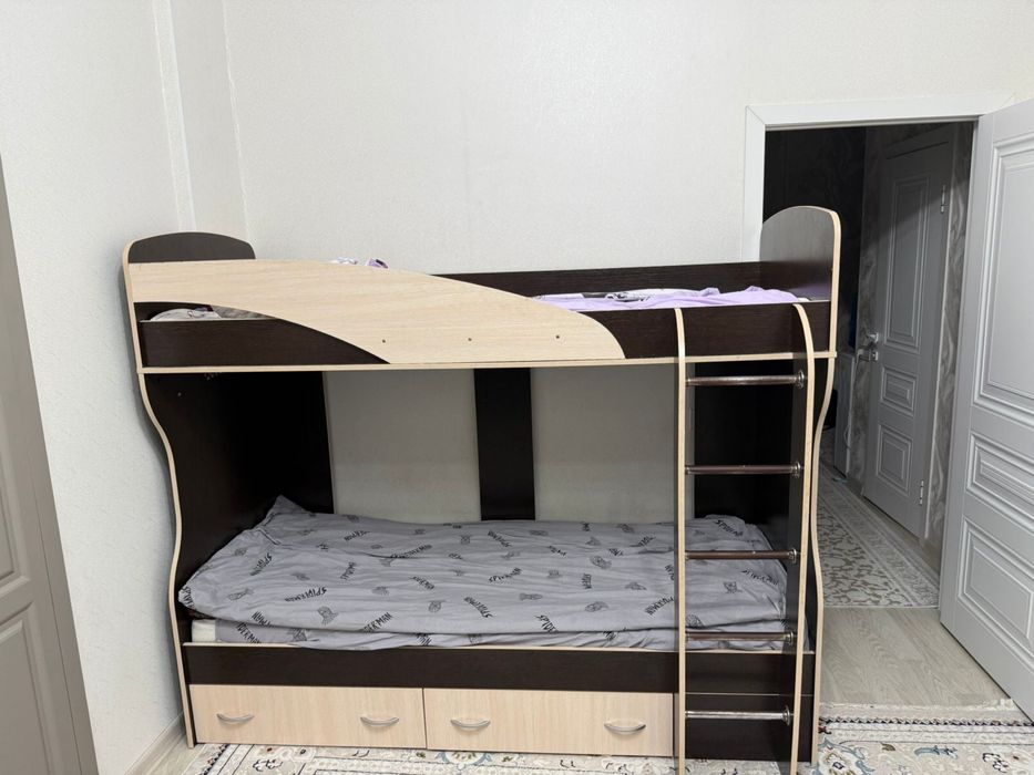 Детская кровать двухярусная