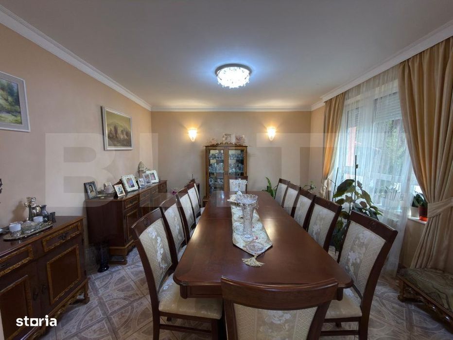 Casa P+E cu piscina si teren generos, zona Semicentral