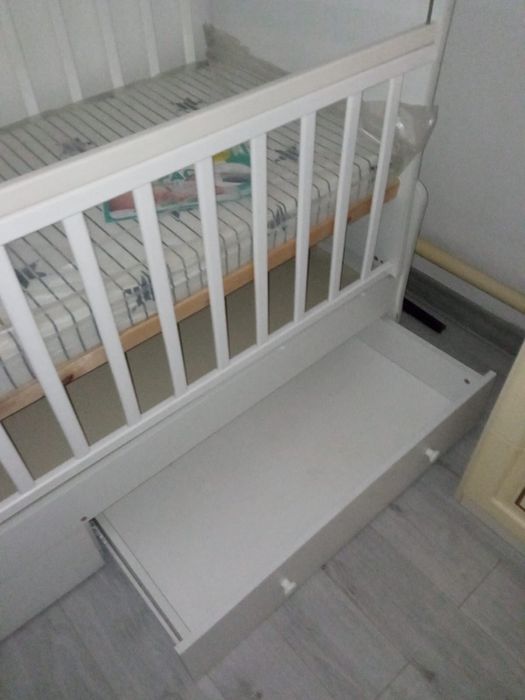 Срочнл продается детская кровать