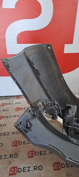 Bara fata completa cu grile fara proiectoare Passat B6 - mic defect
