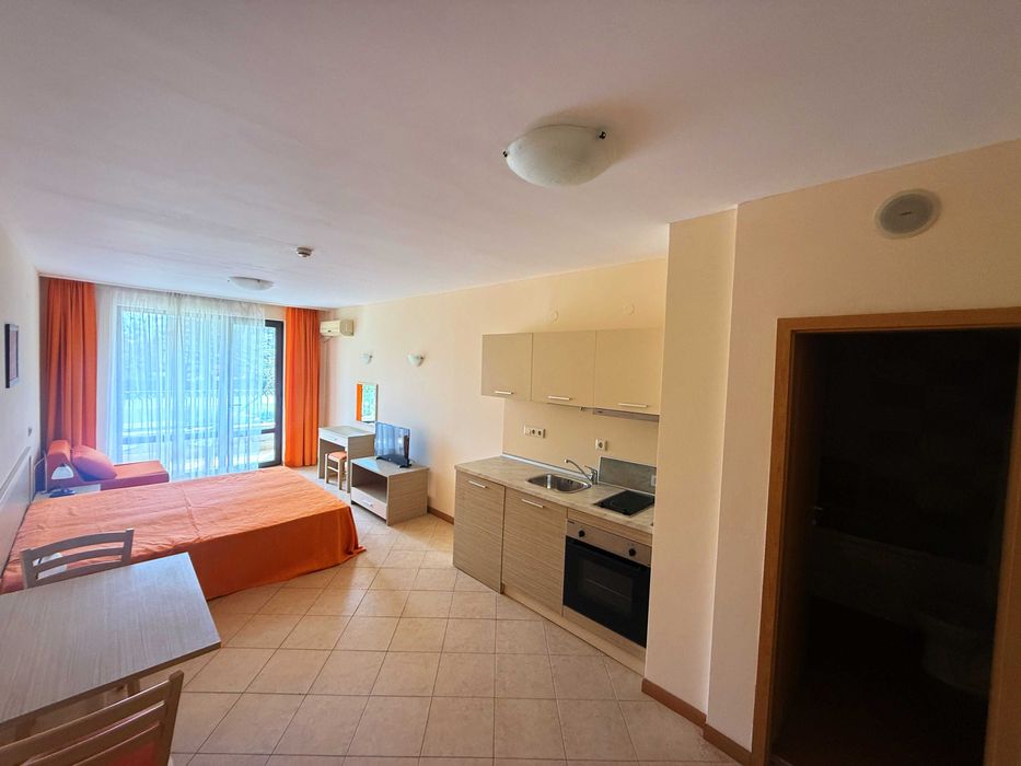 Продава се Едностаен апартамент в к.к. Слънчев бряг - 47 кв.м за 695 €/кв.м - Снимка #3