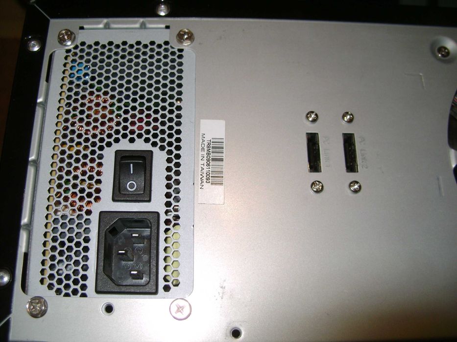 Rack RAID 8 Bay SansDigital