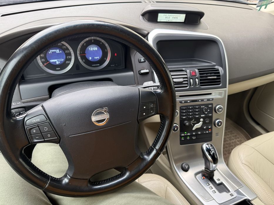 Volvo XC60 awd automat