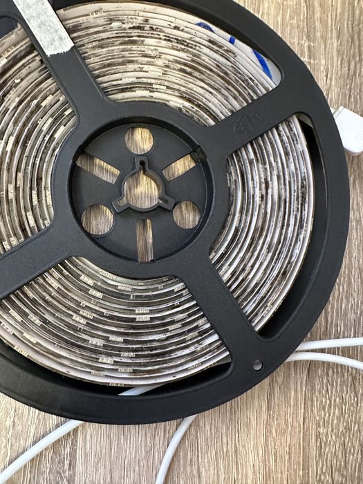 Лед лента, лед маркуч, коледни лампички