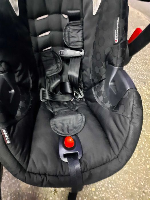 Детско столче за кола Britax като ново.