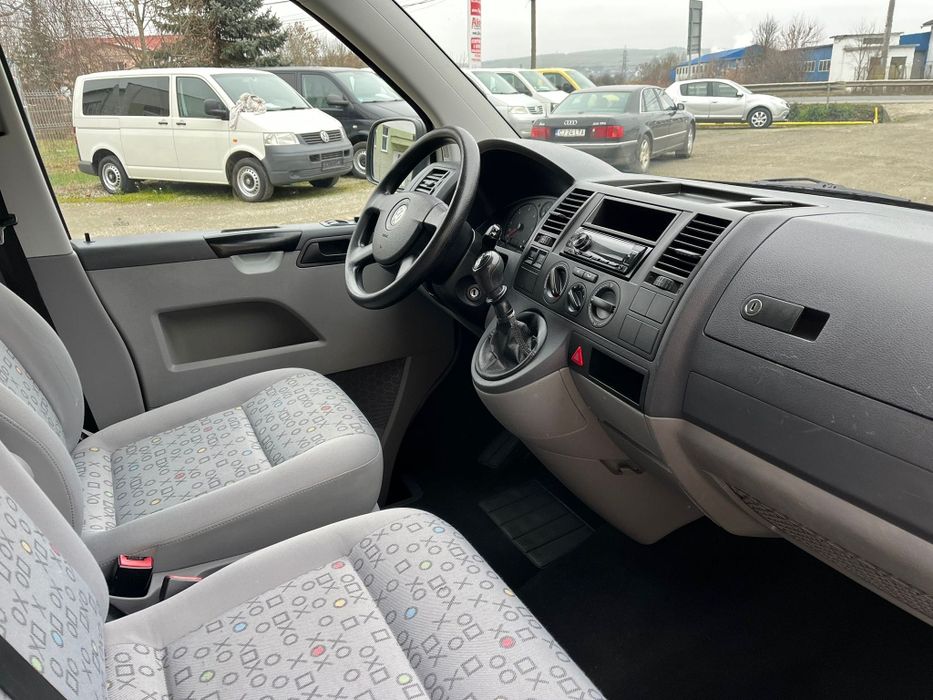 Volkswagen Transporter T5 1.9 TDI, an 2008