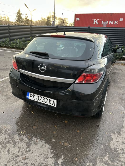 Opel Astra GTC 2005