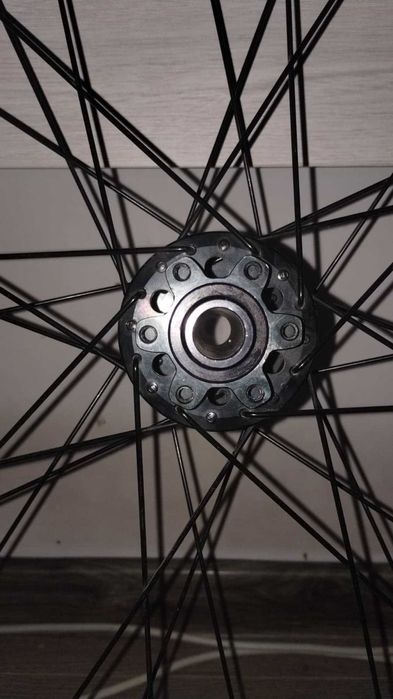 Vând Roată Față WTB 27.5, Ghidon si Pipa Kona si Pedale Nukeproof