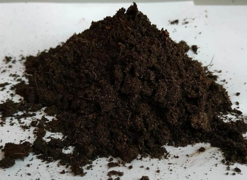 Торф Верховой Лесной чернозем ,грунт , удобрения