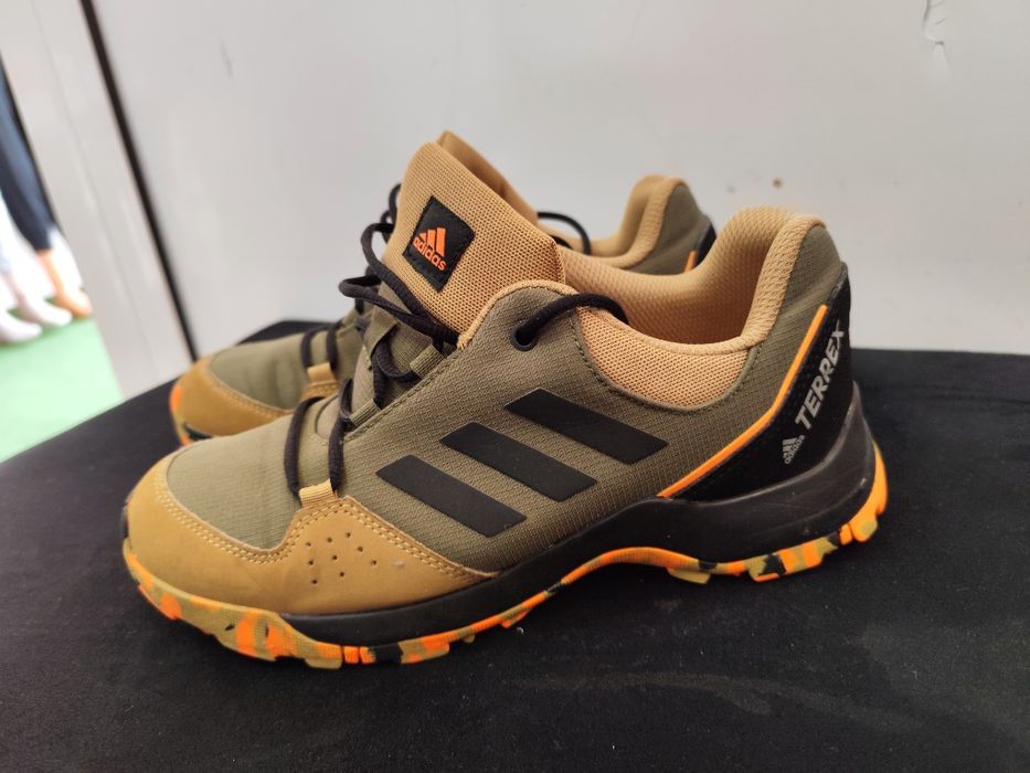 Маратонки Адидас