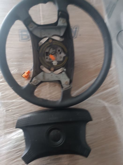 Продам руль на БМВ Е34
