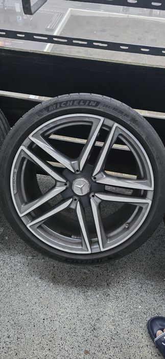 20 цола оргинални Mercedes e63s amg джанти за w213