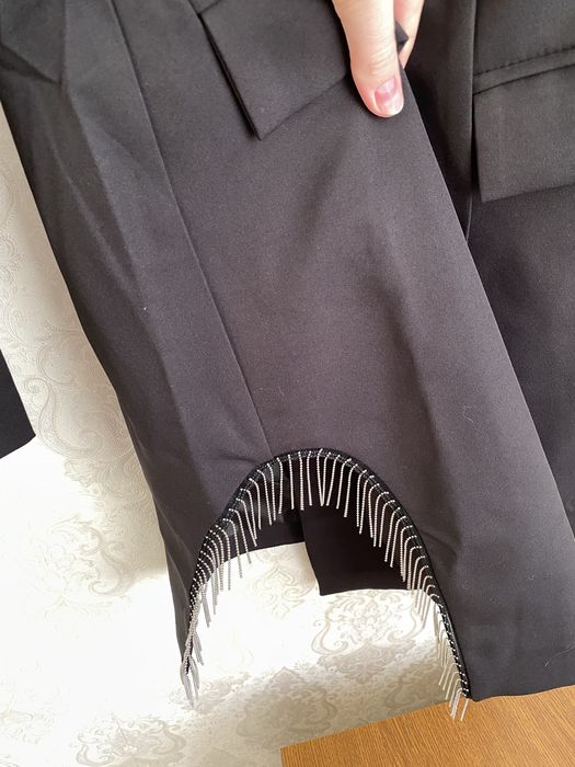 Продам весенние платья