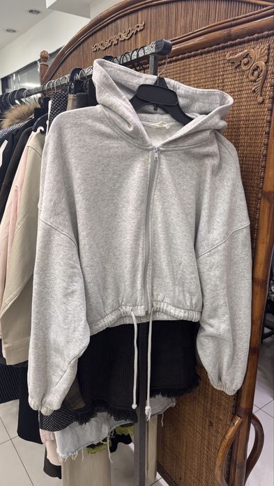 продам брендовые вещи