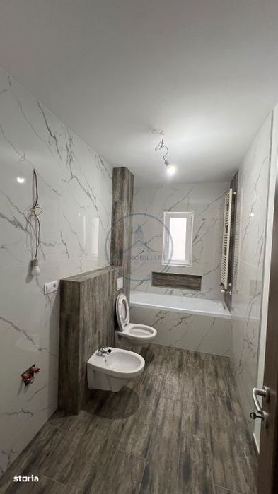 Apartament cu 4 camere 82 mp utili Bloc nou 2025 Parcare inclusa