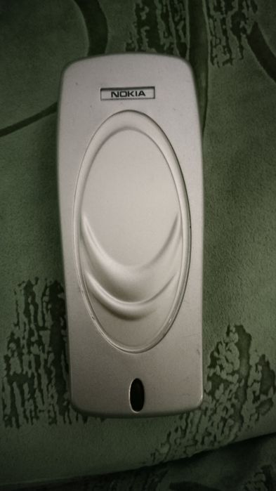 Продам телефон nokia 7210 срочно