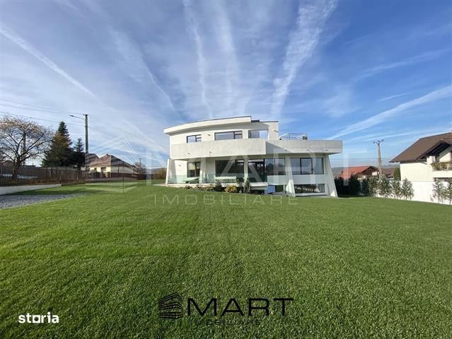 Vila de lux 5 camere +1500mp teren Cisnadie