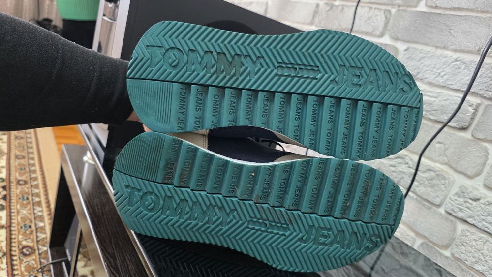 Кроссовки Tommy Hilfiger