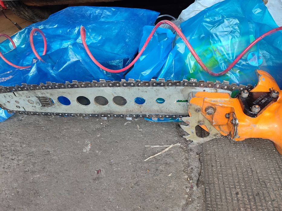 Продам бензопилу "Дружба"