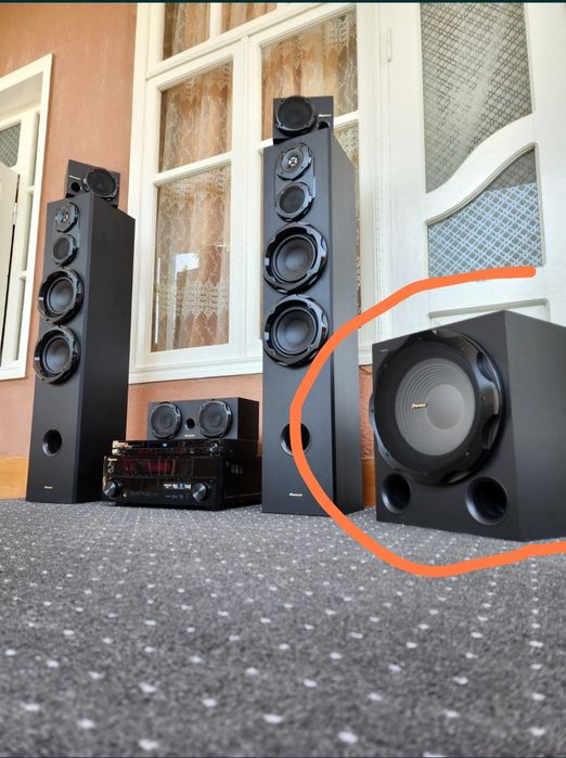 Pioneer активный  субвоофер монстры