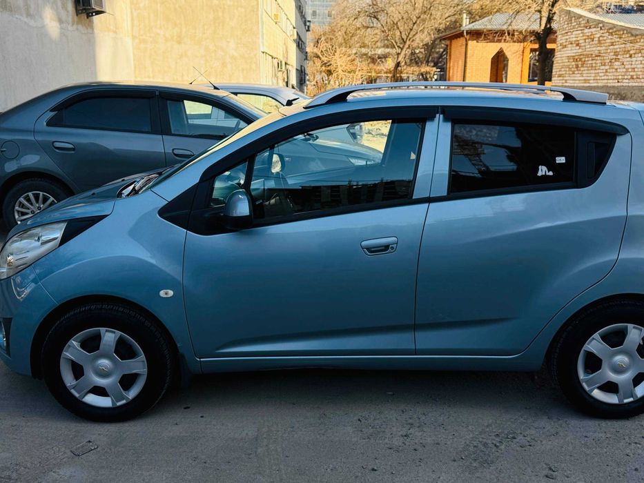 Продам spark 3 позиция 2015 года