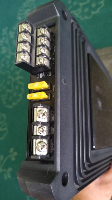 JBL GX-A604, класса АВ, мощн 435вт,4x каналь усилитель