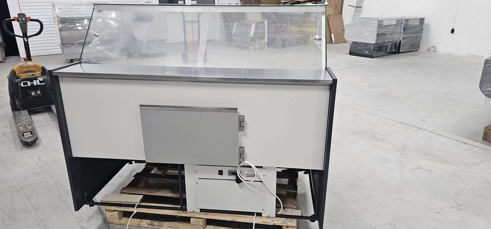 Салатна Хладилна Витрина